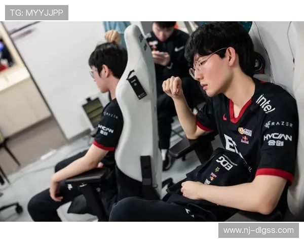 克莱蒙特与落里昂的激烈对决谁能在这场比赛中笑到最后